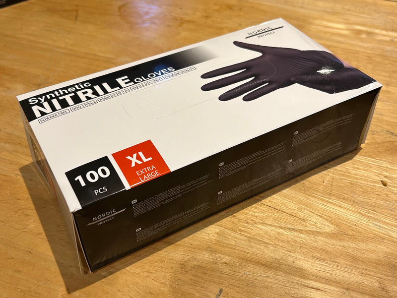 Black nitrile gloves, size XL