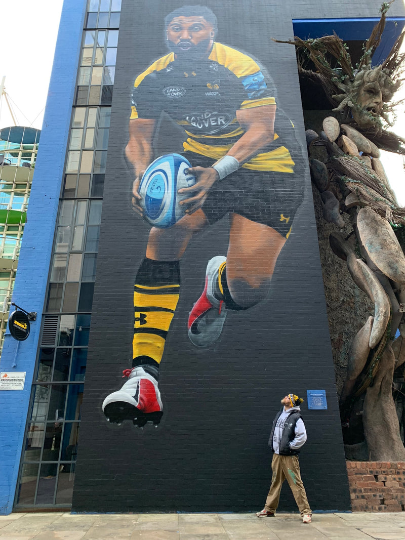 Large scale graffiti murals