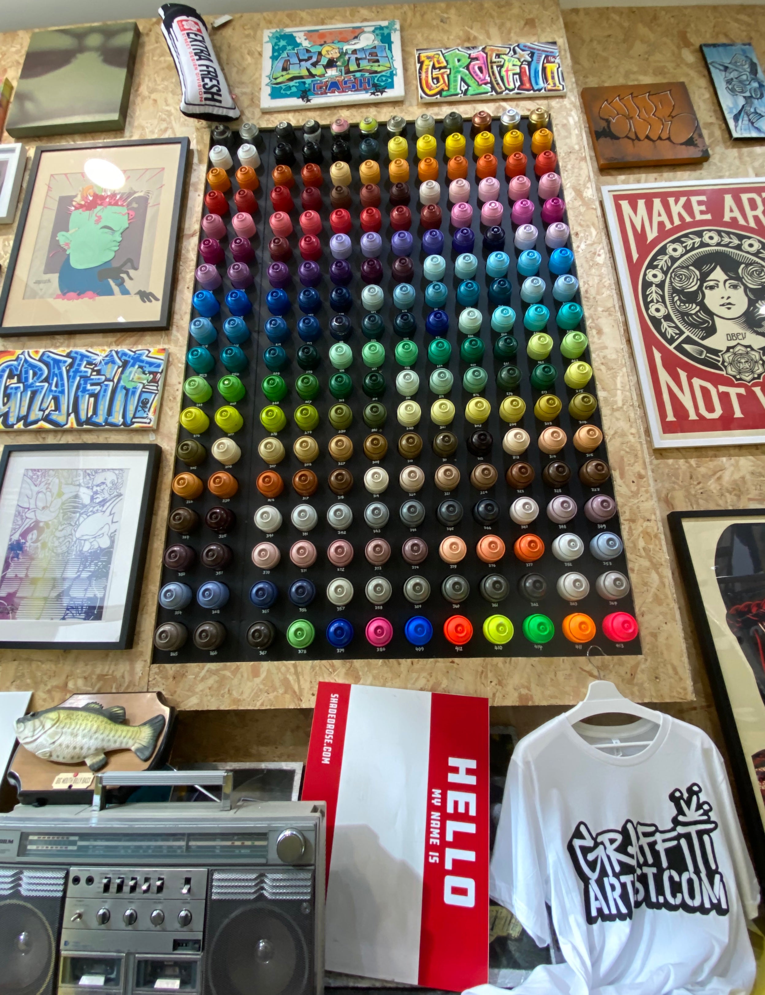 Shop & gallery